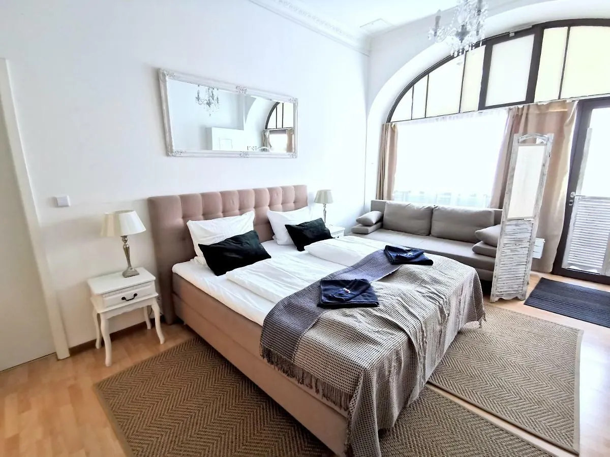 Gastein By Rockchair Apartments L Superhost Status L 2 Bedrooms Boxspringbeds 1,5 Bathrooms - Cozy Family & Business Flair Welcomes You! Berlin 0*,  Germany
