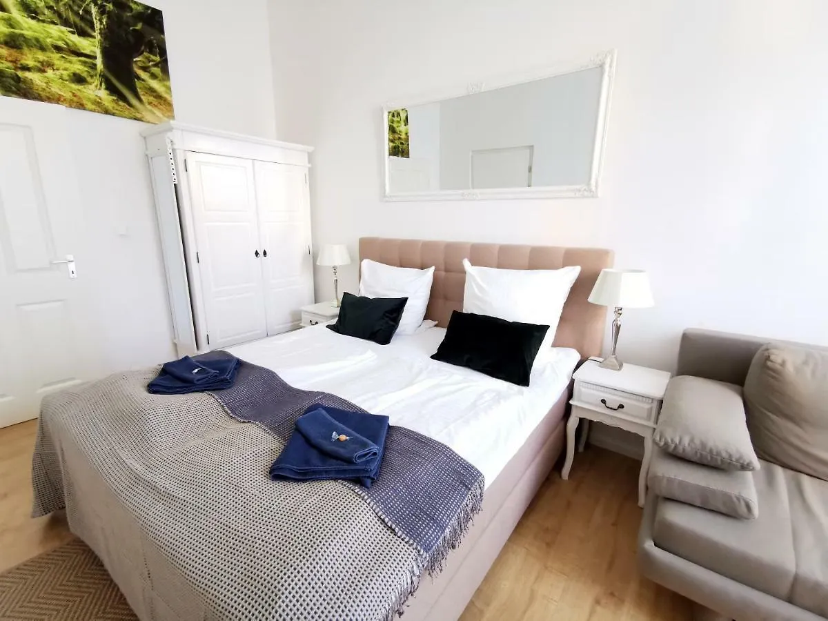 Apartment Lovely-Flats Gasteiner Berlin